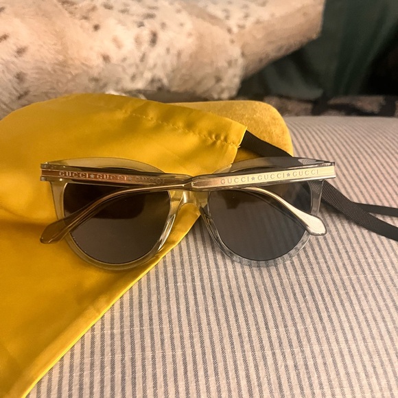 Gucci Sunglasses with Bright Yellow Case main image 7